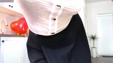  VelvettTime  online show from 02/15/25, 07:38