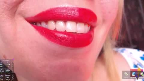 Snapshot of vip_sweetness chatting on 06/10/26, 05:18 vip sweetness online show from 06/10/26, 05:18