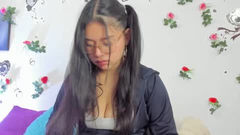 Snapshot of vip_thedivas chatting on 12/16/24, 03:11 The divas online show from 12/16/24, 03:11