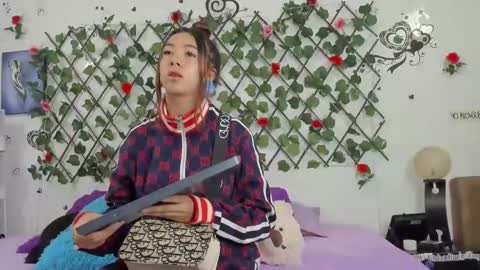 Snapshot of vip_thedivas chatting on 12/30/24, 12:09 The divas online show from 12/30/24, 12:09