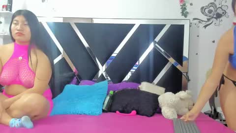 Snapshot of vip_thedivas chatting on 01/28/25, 03:46 The divas online show from 01/28/25, 03:46