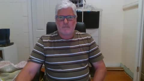 viper654321 online show from 01/12/25, 08:36