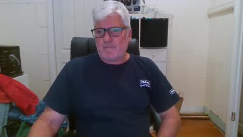 viper654321 online show from 03/12/25, 07:57