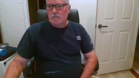 viper654321 online show from 10/13/25, 07:30