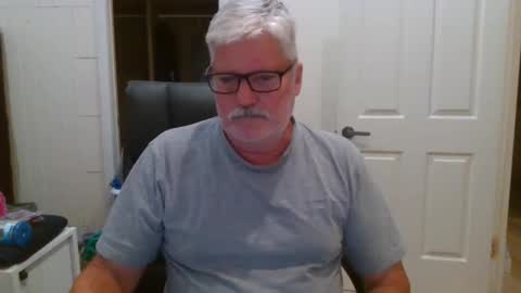 viper654321 online show from 11/25/25, 08:14