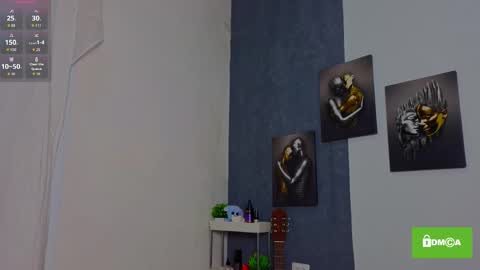 Snapshot of viper_rr chatting on 09/28/25, 03:06 viper_rr online show from 09/28/25, 03:06