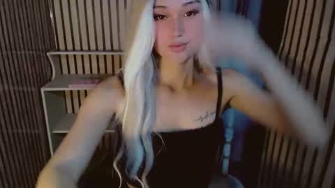 Pearl online show from 03/13/26, 02:29