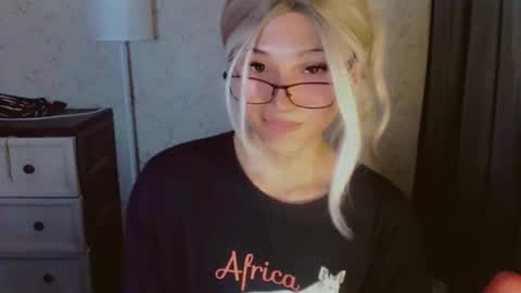 Pearl online show from 04/11/26, 07:45