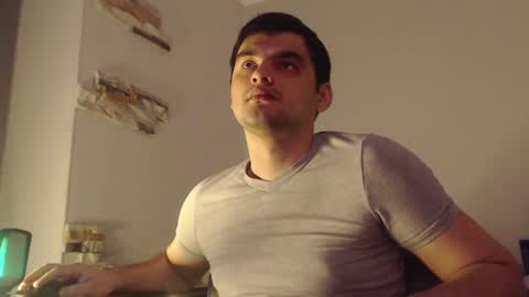 Snapshot of virgil____ chatting on 12/04/24, 02:31 virgil____ online show from 12/04/24, 02:31