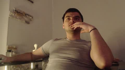 Snapshot of virgil____ chatting on 12/04/24, 10:30 virgil____ online show from 12/04/24, 10:30