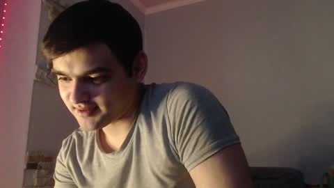 Snapshot of virgil____ chatting on 12/08/24, 06:54 virgil____ online show from 12/08/24, 06:54