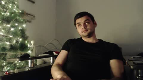 Snapshot of virgil____ chatting on 12/12/24, 05:37 virgil____ online show from 12/12/24, 05:37