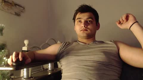 Snapshot of virgil____ chatting on 12/19/24, 08:13 virgil____ online show from 12/19/24, 08:13