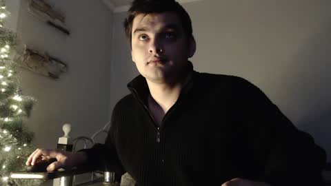 Snapshot of virgil____ chatting on 12/20/24, 01:22 virgil____ online show from 12/20/24, 01:22