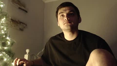 Snapshot of virgil____ chatting on 12/28/24, 08:15 virgil____ online show from 12/28/24, 08:15