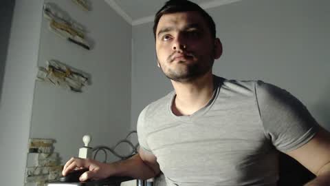 Snapshot of virgil____ chatting on 01/06/25, 08:50 virgil____ online show from 01/06/25, 08:50