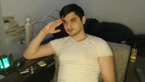 Snapshot of virgil____ chatting on 02/24/25, 10:14 virgil____ online show from 02/24/25, 10:14