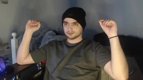 Snapshot of virgil____ chatting on 03/05/25, 06:44 virgil____ online show from 03/05/25, 06:44