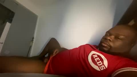 Elle Hood online show from 10/26/25, 05:02