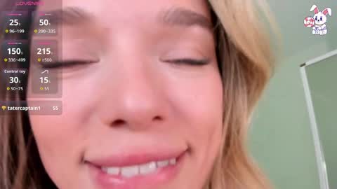 Snapshot of virrginchloee chatting on 04/07/26, 02:56 Chloe online show from 04/07/26, 02:56