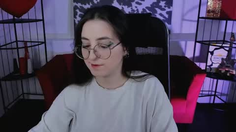 Snapshot of virtualvoyant chatting on 04/15/26, 07:58 your love online show from 04/15/26, 07:58