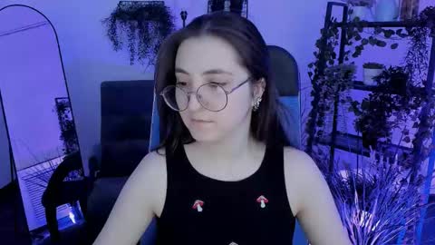 Snapshot of virtualvoyant chatting on 04/16/26, 08:31 your love online show from 04/16/26, 08:31