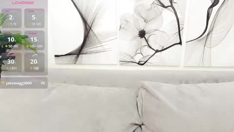 Snapshot of vita_flowen chatting on 01/23/25, 01:02 Vita online show from 01/23/25, 01:02