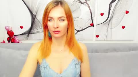 Snapshot of vita_flowen chatting on 02/20/25, 06:17 Vita online show from 02/20/25, 06:17