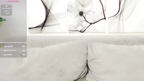 Snapshot of vita_flowen chatting on 03/12/25, 12:47 Vita online show from 03/12/25, 12:47