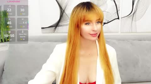 Snapshot of vita_flowen chatting on 10/17/25, 05:21 Vita online show from 10/17/25, 05:21