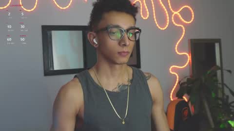 VITO BENZ online show from 10/07/25, 12:30