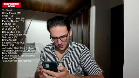 Snapshot of vito_ferrero chatting on 04/24/26, 12:35 Vito Ferrer online show from 04/24/26, 12:35