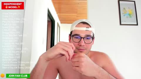 Snapshot of vito_ferrero chatting on 04/29/26, 09:10 Vito Ferrer online show from 04/29/26, 09:10