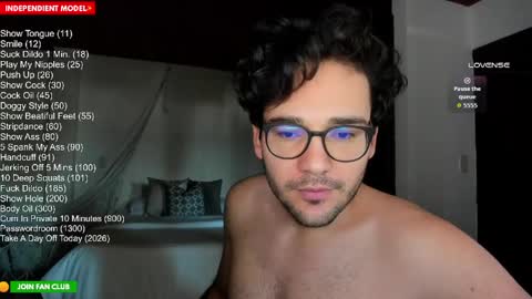 Snapshot of vito_ferrero chatting on 05/15/26, 12:01 Vito Ferrer online show from 05/15/26, 12:01