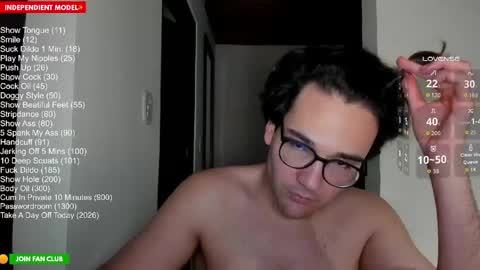 Snapshot of vito_ferrero chatting on 05/16/26, 12:51 Vito Ferrer online show from 05/16/26, 12:51