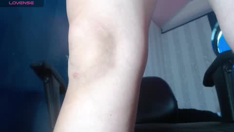 Snapshot of vitoria23_ chatting on 12/04/25, 04:48 victoria 3 online show from 12/04/25, 04:48