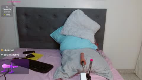 Snapshot of vittoria_lombardi07 chatting on 01/31/25, 12:18 VITTORIA  online show from 01/31/25, 12:18