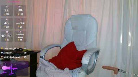 Snapshot of vittoria_lombardi07 chatting on 02/12/25, 05:48 VITTORIA  online show from 02/12/25, 05:48