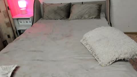 Snapshot of vivian_alison chatting on 12/03/24, 10:40 vivian_alison online show from 12/03/24, 10:40