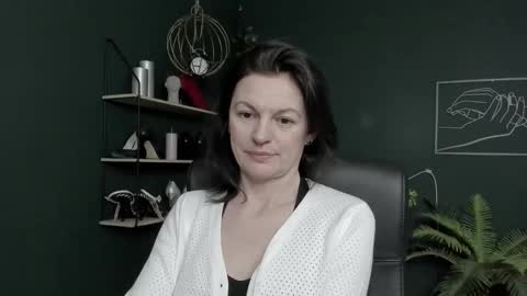 Snapshot of vivian_dream chatting on 03/09/26, 07:56 Vivian online show from 03/09/26, 07:56