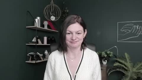 Snapshot of vivian_dream chatting on 04/14/26, 06:19 Vivian online show from 04/14/26, 06:19