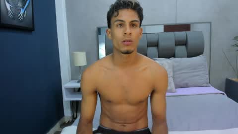 Snapshot of vivian_mucks chatting on 04/26/26, 03:59 Vivian Mucks online show from 04/26/26, 03:59