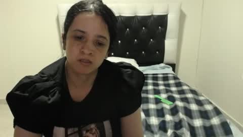 Snapshot of vivian_walt_ chatting on 06/15/26, 08:27 melissa online show from 06/15/26, 08:27