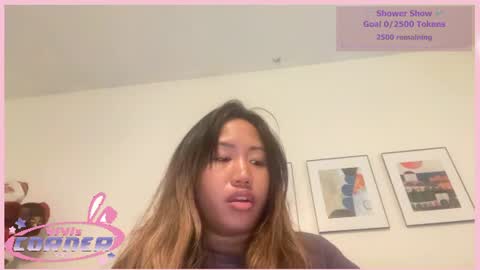 Snapshot of viviandela97 chatting on 06/27/26, 03:06 viviandela97 online show from 06/27/26, 03:06