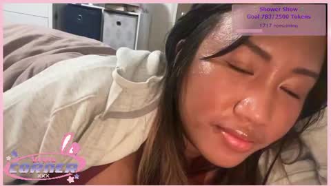 Snapshot of viviandela97 chatting on 06/28/26, 03:12 viviandela97 online show from 06/28/26, 03:12