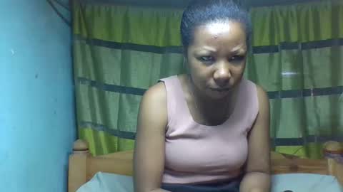 viviane0812 online show from 09/21/25, 11:01