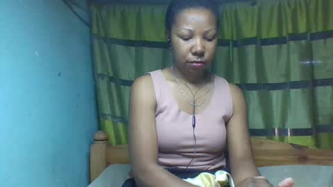 viviane0812 online show from 09/24/25, 09:34