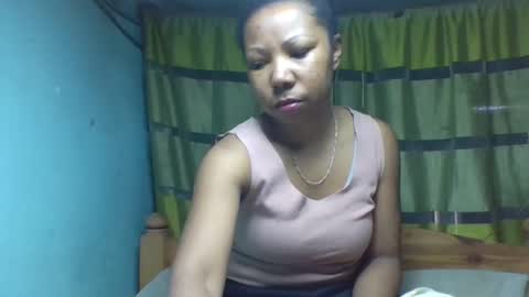 viviane0812 online show from 09/26/25, 07:01