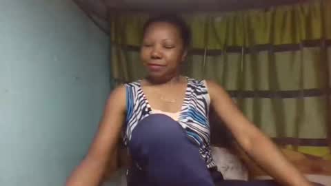 viviane0812 online show from 10/05/25, 06:50