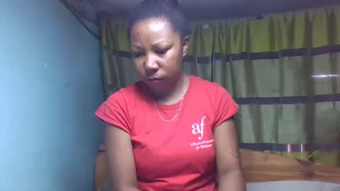 viviane0812 online show from 10/22/25, 09:42
